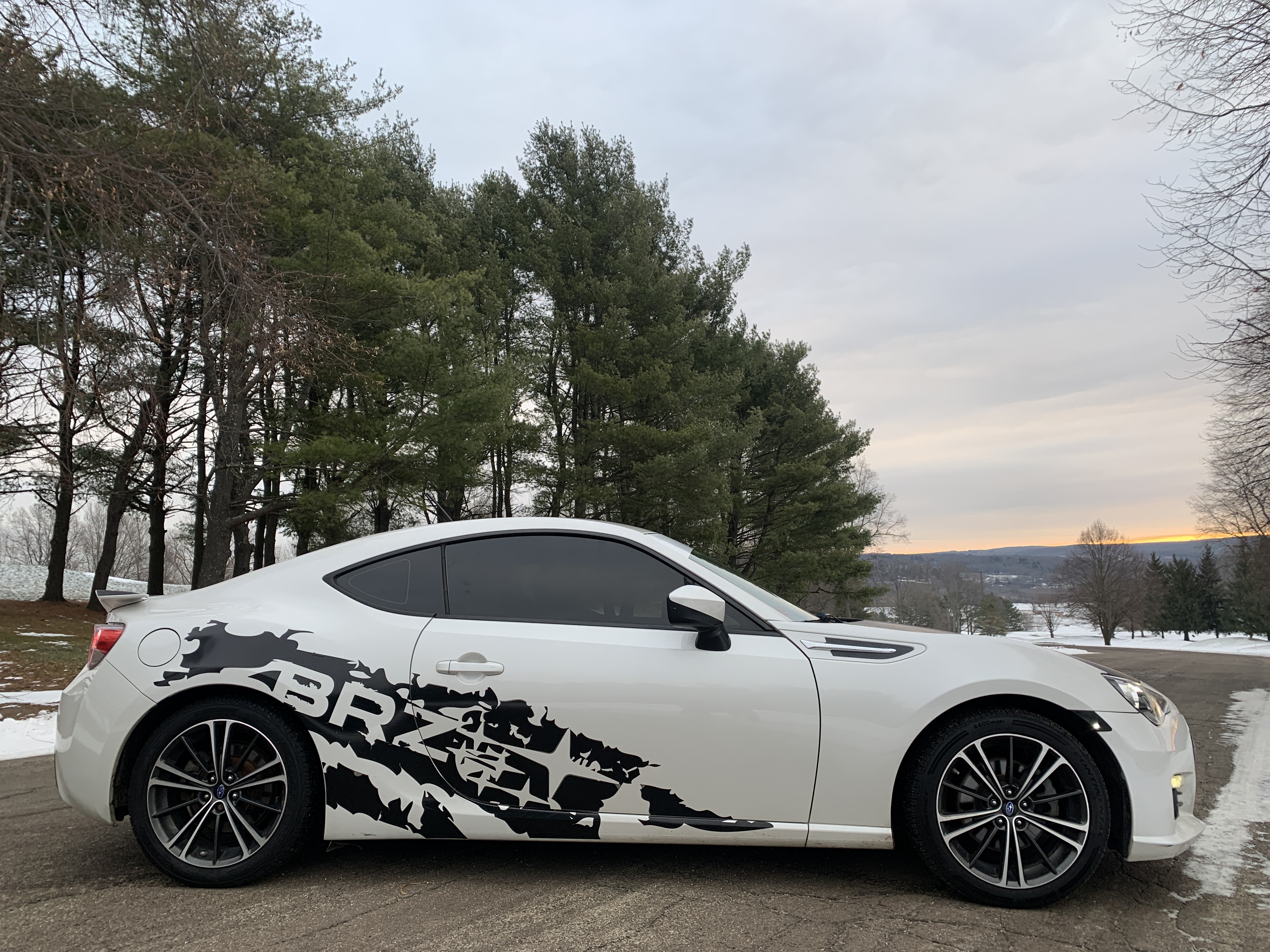 2013 Subaru BRZ Limited - 6 Speed FA20 Boxer with Toyota D-4S Dual Injection, TORSEN LSD, Japan-Built — photo 28